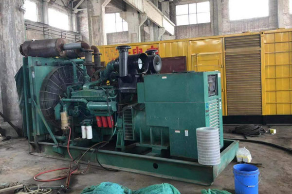 奉贤发电机组的空气滤清器应该如何保养？