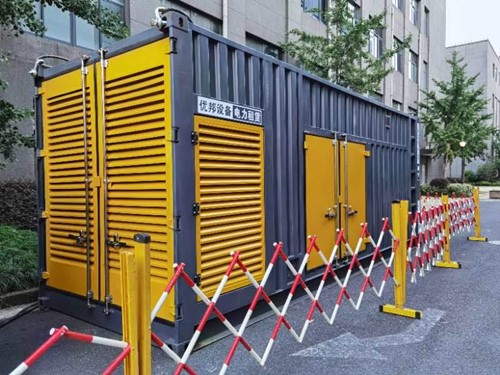 奉贤如何使用转速表检查发动机的转速？